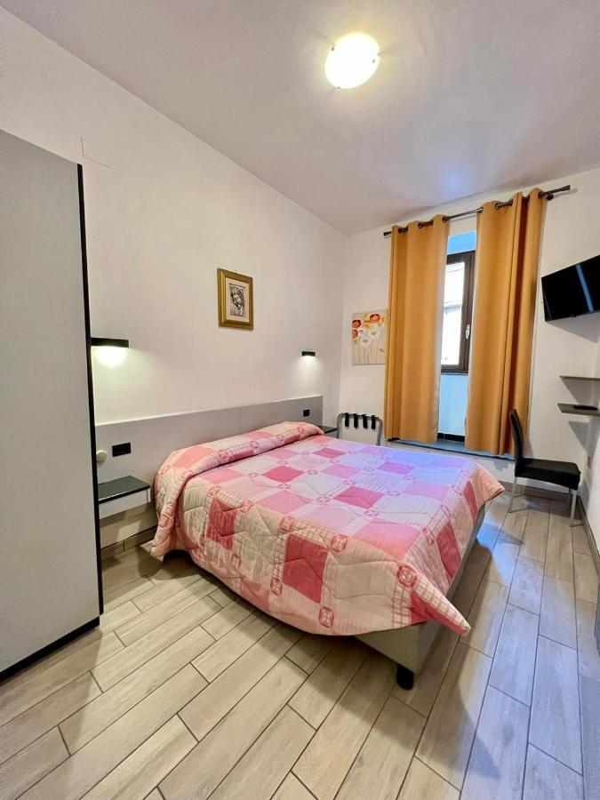 Hotel Centrale Кашія Екстер'єр фото