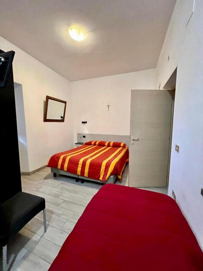 Hotel Centrale Кашія Екстер'єр фото